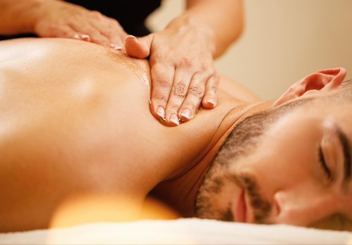 back & shoulder massage