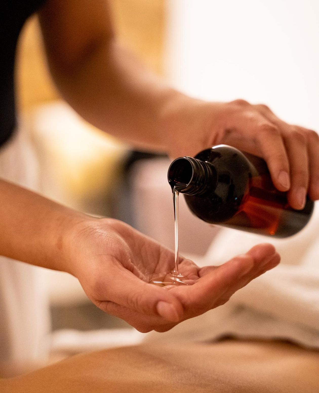 relaxing oil massage